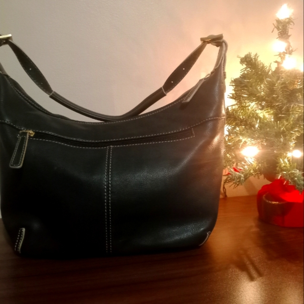 Stone mountain leather purse